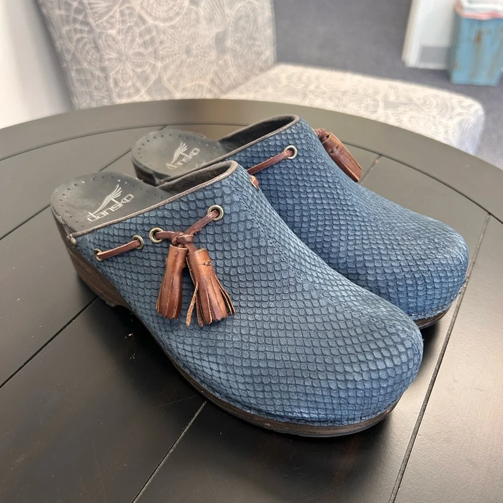 Dansko clogs, size 37, 7, Blue suede leather, brown tassel - Picture 3 of 4